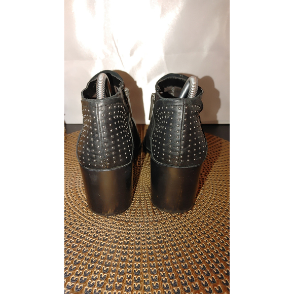 1. State Booties Size 9M - Picture 5 of 7